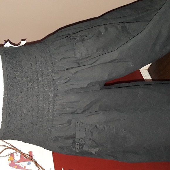 Gift Sold August 2023 Chic Ethos LA Capris - Picture 5 of 13